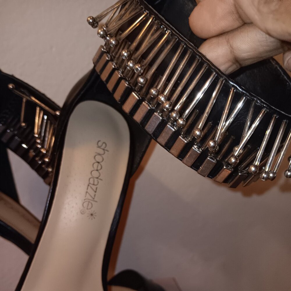 Black heel